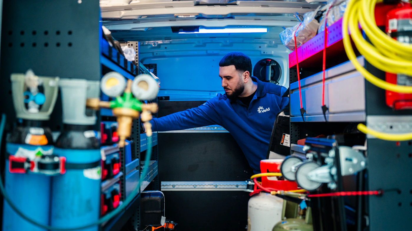 Veld improves payroll with AI-driven hours processing